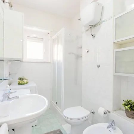 Lejlighed Casa Kalimera Moderna Attrezzata E Vicino Metro *
