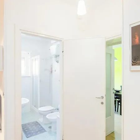 Casa Kalimera Moderna Attrezzata E Vicino Metro 公寓 *